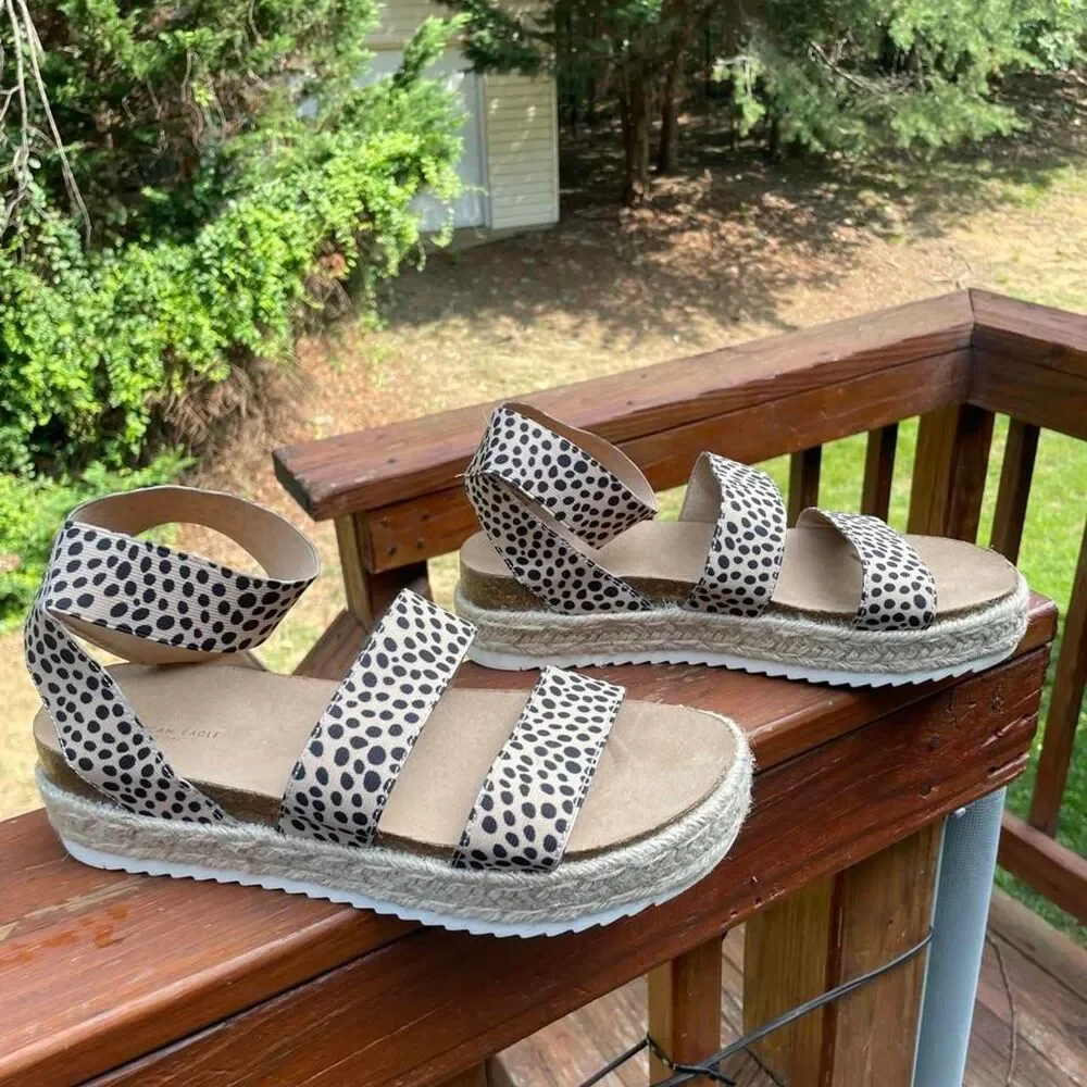 American Eagle Women's 9 Animal Print Y2K Platform Sandals